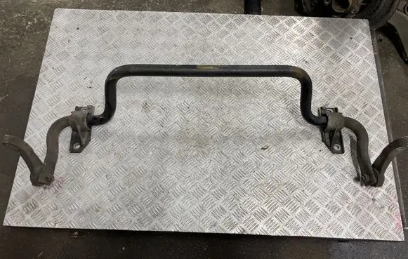 Mercedes-Benz E W213 Front anti-roll bar/sway bar A2053232700