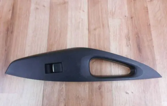 Toyota Corolla E210 E21 Quarter vent window switch 7427202820