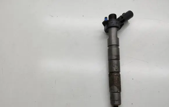 Fuel injector