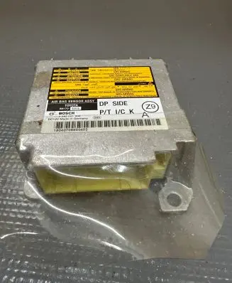 Lexus IS 220D-250-350 Airbag control unit/module 8917053110 0285001904 19040705800483