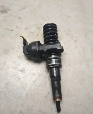 Audi A3 S3 A3 Sportback 8P Fuel injector 0414720215