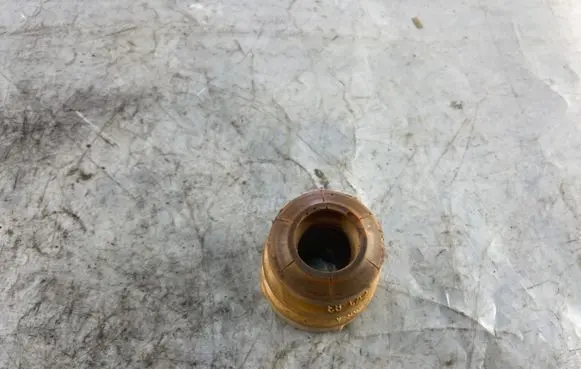 Volkswagen Polo IV 9N3 Front shock absorber damper bump stop 6N0412303A 6N0412303