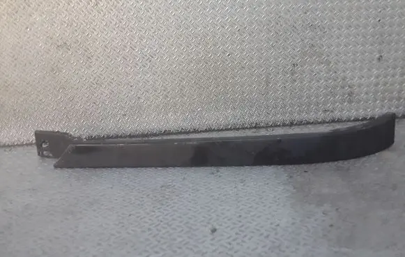 Mercedes-Benz ML W163 Under headlight/headlamp trim 1638260177