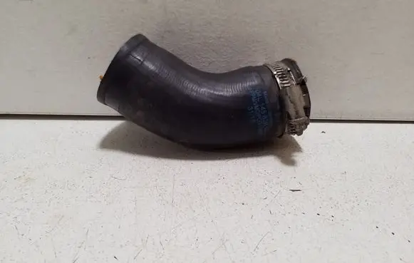 Volkswagen PASSAT B8 Intercooler hose/pipe 04L145828G