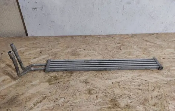 BMW 7 F01 F02 F03 F04 Power steering radiator 7576825 P8427005