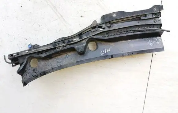 Mazda 2 Wiper trim df71507s1