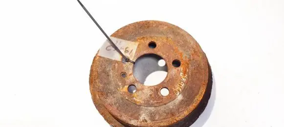Volkswagen Polo IV 9N3 Drum brake (rear) 