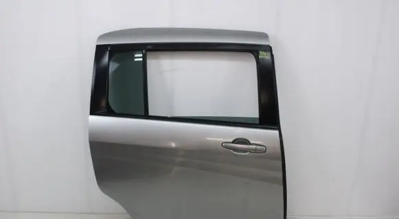 Mazda 5 Rear door 