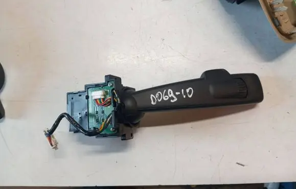 Volvo XC60 Indicator stalk 31264162