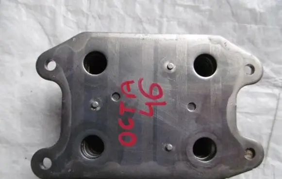 Engine oil radiator