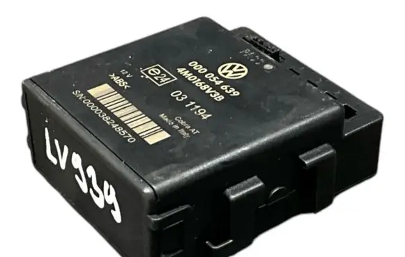 Volkswagen Scirocco Parking PDC control unit/module 4M0168V3B 000054639