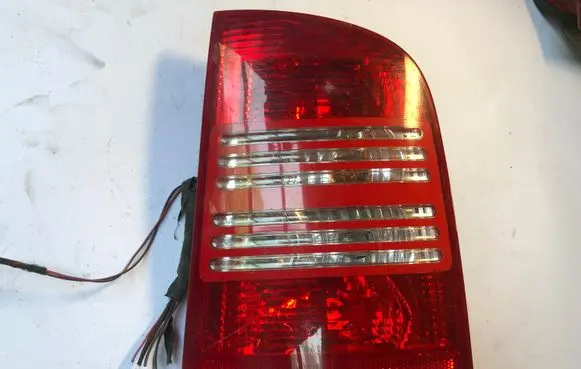 Skoda Octavia Mk1 (1U) Rear/tail lights 1U9945096B 1U9945112B KW383SNR319