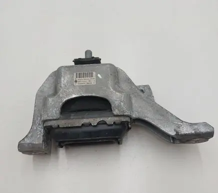 Mini One - Cooper Coupe R56 Engine mount bracket G2005006