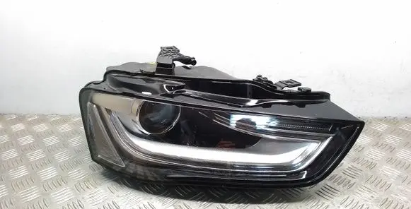 Audi A4 S4 B8 8K Headlight/headlamp 4G0907697D 8K0941597E