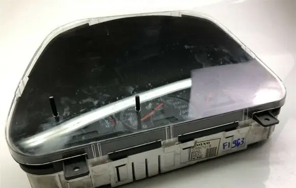 Volvo V40 Speedometer (instrument cluster) 30889710B F1963