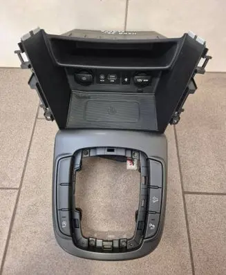 Hyundai Kona I Other center console (tunnel) element 84681J9250