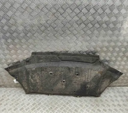 Center/middle under tray cover