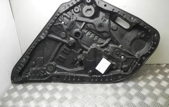 Mercedes-Benz GLE W167 Rear door window regulator with motor A1677333000 T9383