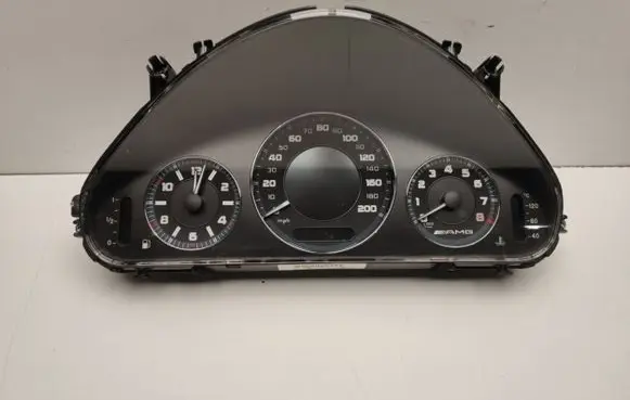 Mercedes-Benz E W211 Speedometer (instrument cluster) A2115409647
