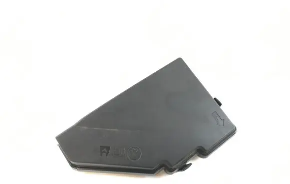 Volvo S90, V90 Fuse box cover 31398001 31654050