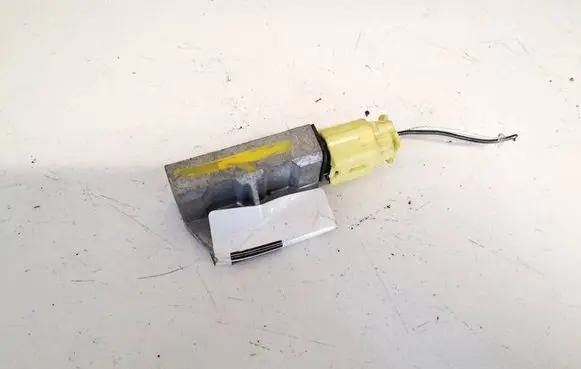 Nissan Quest Airbag deployment crash/impact sensor