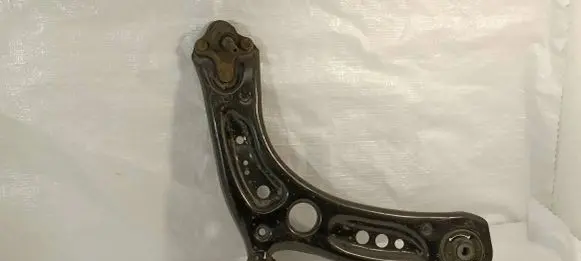 Skoda Octavia Mk3 (5E) Front lower control arm/wishbone 5Q0407152L