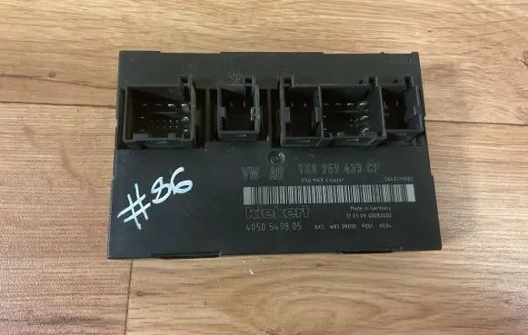 Volkswagen Caddy Comfort/convenience module 1K0959433CP 00082000 S0401H082