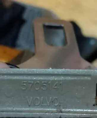 Volvo S80 Rear seatbelt V0LV9 5705141