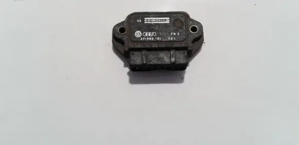Volkswagen Golf II Ignition amplifier control unit 211905351TZ1 8233DF2