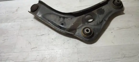 Nissan Qashqai Front control arm 9180890 230216