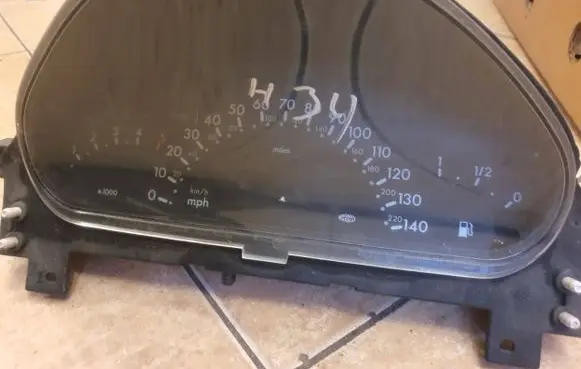 Mercedes-Benz A W168 Speedometer (instrument cluster) 09052680091 09055689903