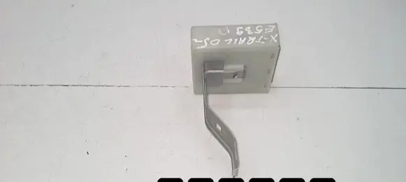 Nissan X-Trail T30 Engine control unit/module 285508h715