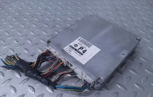 Nissan Primera Engine control unit/module 5800136 23710AU601 2758001363