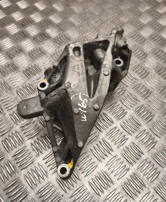 Volkswagen Crafter Engine mounting bracket 04L199207J