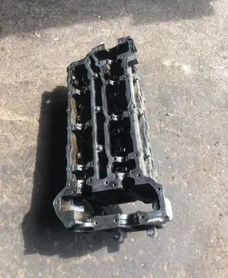 Mercedes-Benz ML W164 Other cylinder head part R1130162501