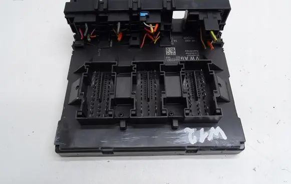 Volkswagen PASSAT CC Comfort/convenience module 3AA937087J