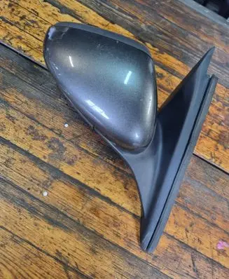 Ford Focus Front door electric wing mirror 0411509 0116886