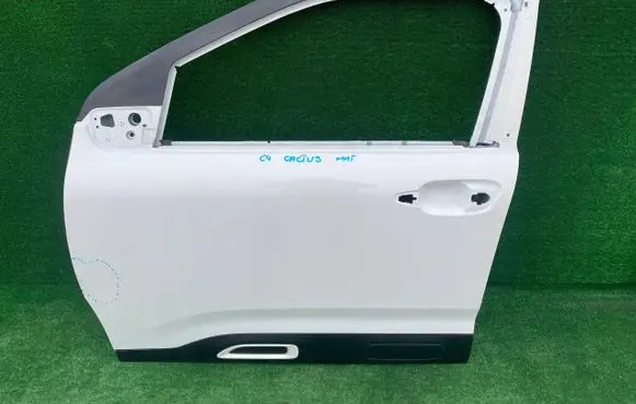 Citroen C4 Cactus Front door 9821324580