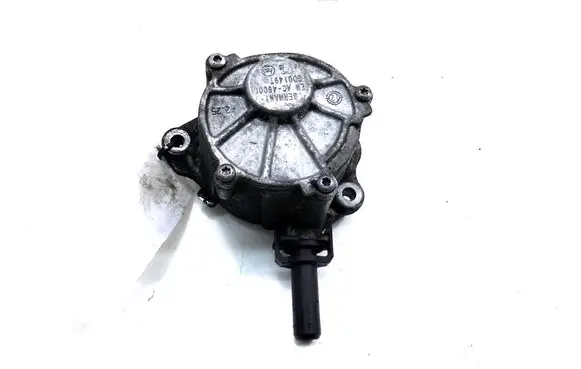 Mercedes-Benz B W246 W242 Vacuum pump A6510900005