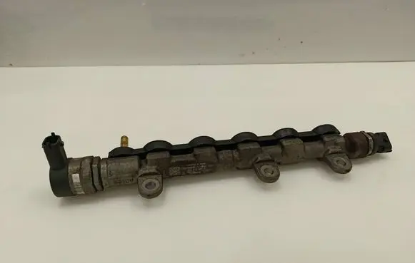 Nissan Qashqai+2 Fuel main line pipe 175217750R 0445214250 H8200610223