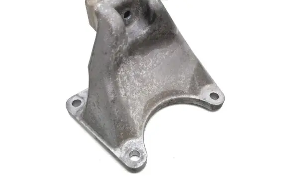 BMW 5 E60 E61 Gearbox mounting bracket 6769635 22316769635