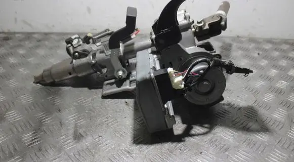 Mazda 2 Power steering pump 54084964D