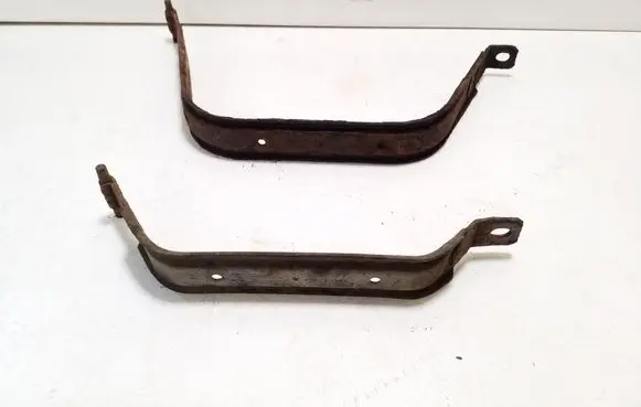 Ford Ranger Fuel tank mounting bracket 