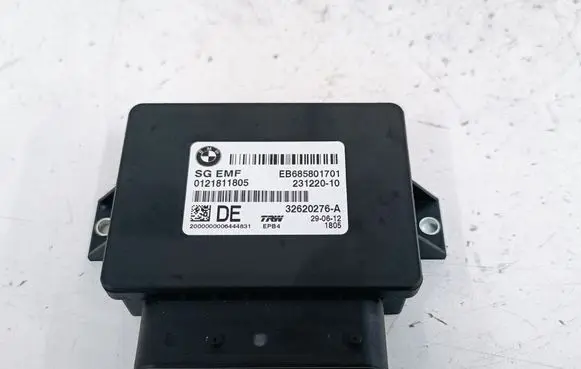 BMW X3 F25 Hand brake control module 6858017 23122010 32620276A