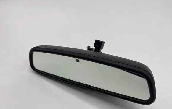 Rear view mirror (interior)