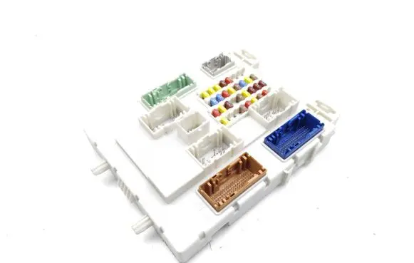 Ford Focus Fuse module F1DT14A073DH