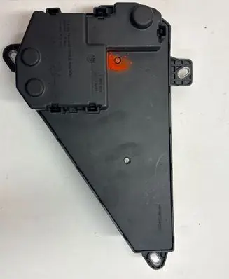 BMW 5 E60 E61 Fuse module 6906603