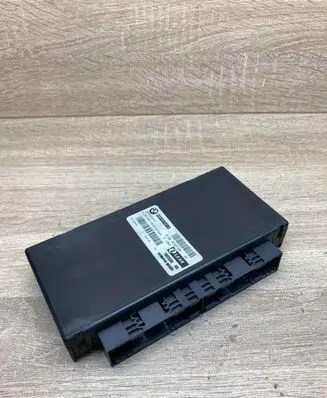BMW 5 E60 E61 Comfort/convenience module 9157155 KGME6X