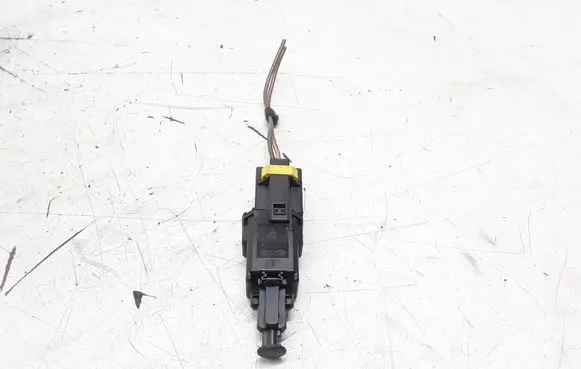 Saab 9-5 Brake pedal sensor switch 22712549