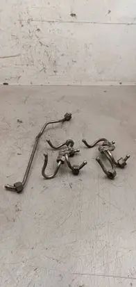 BMW X3 E83 Fuel injector supply line/pipe 